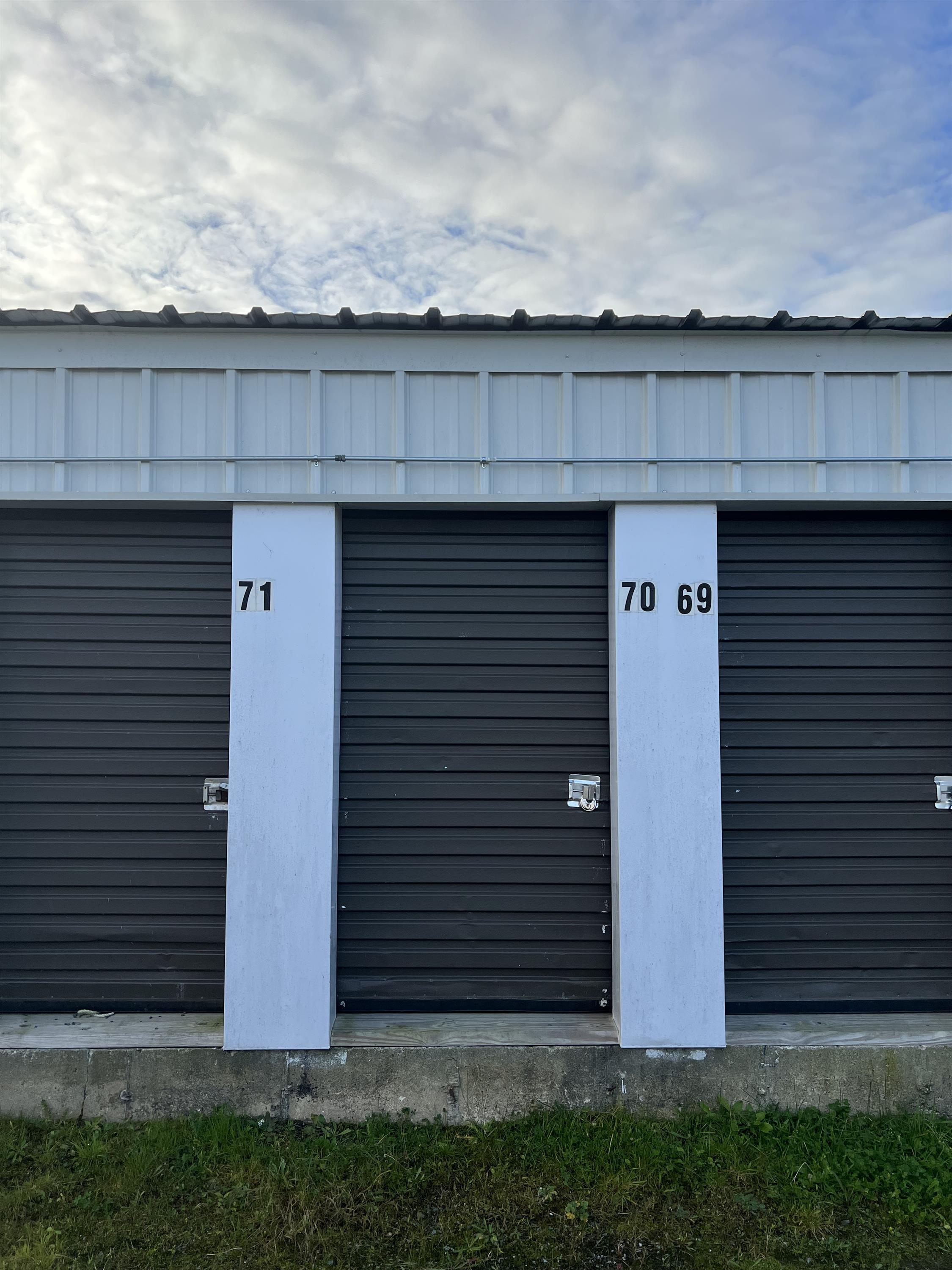 3509 Claremont Road - storage 70