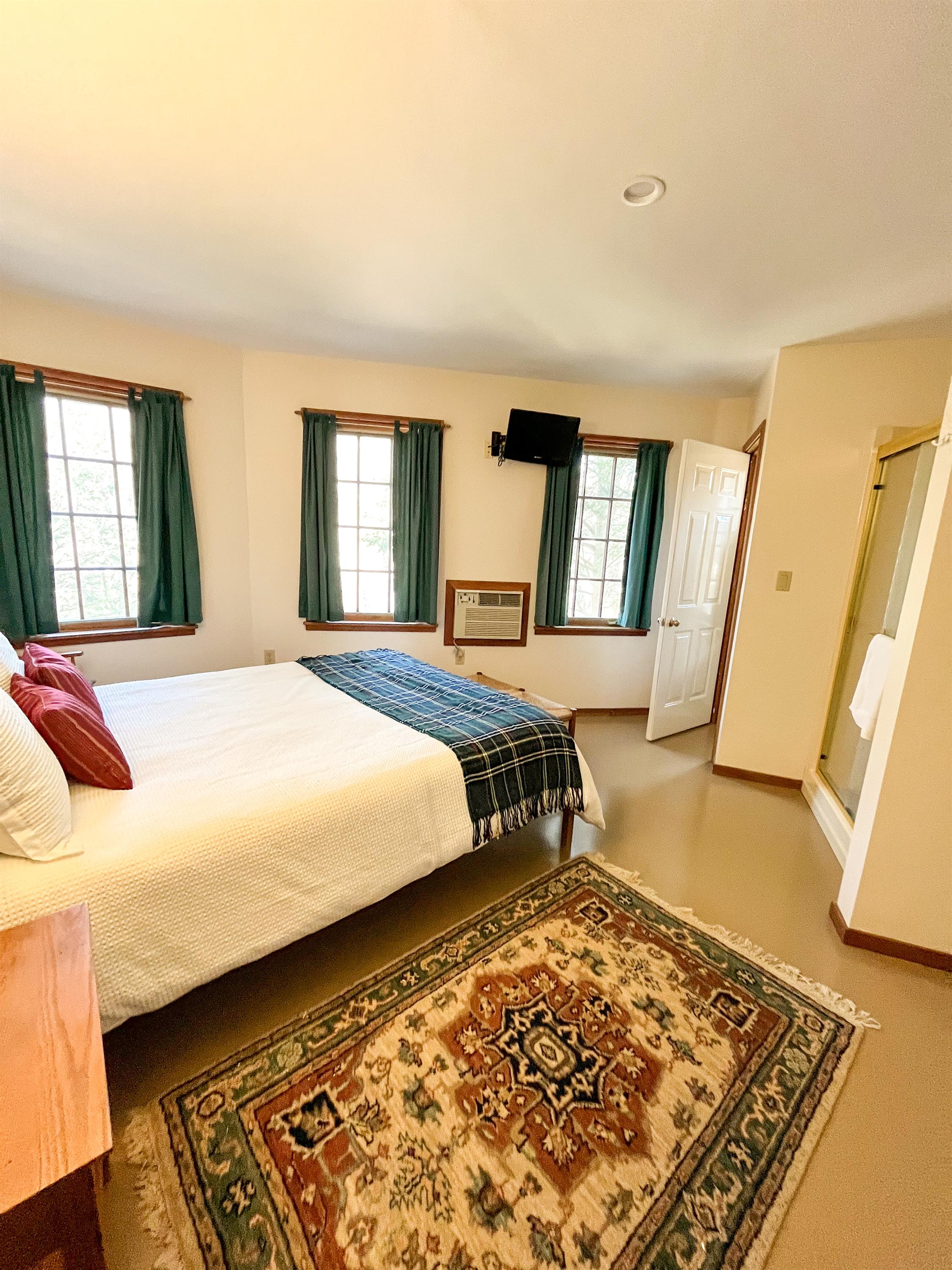 651 River Road - 8
